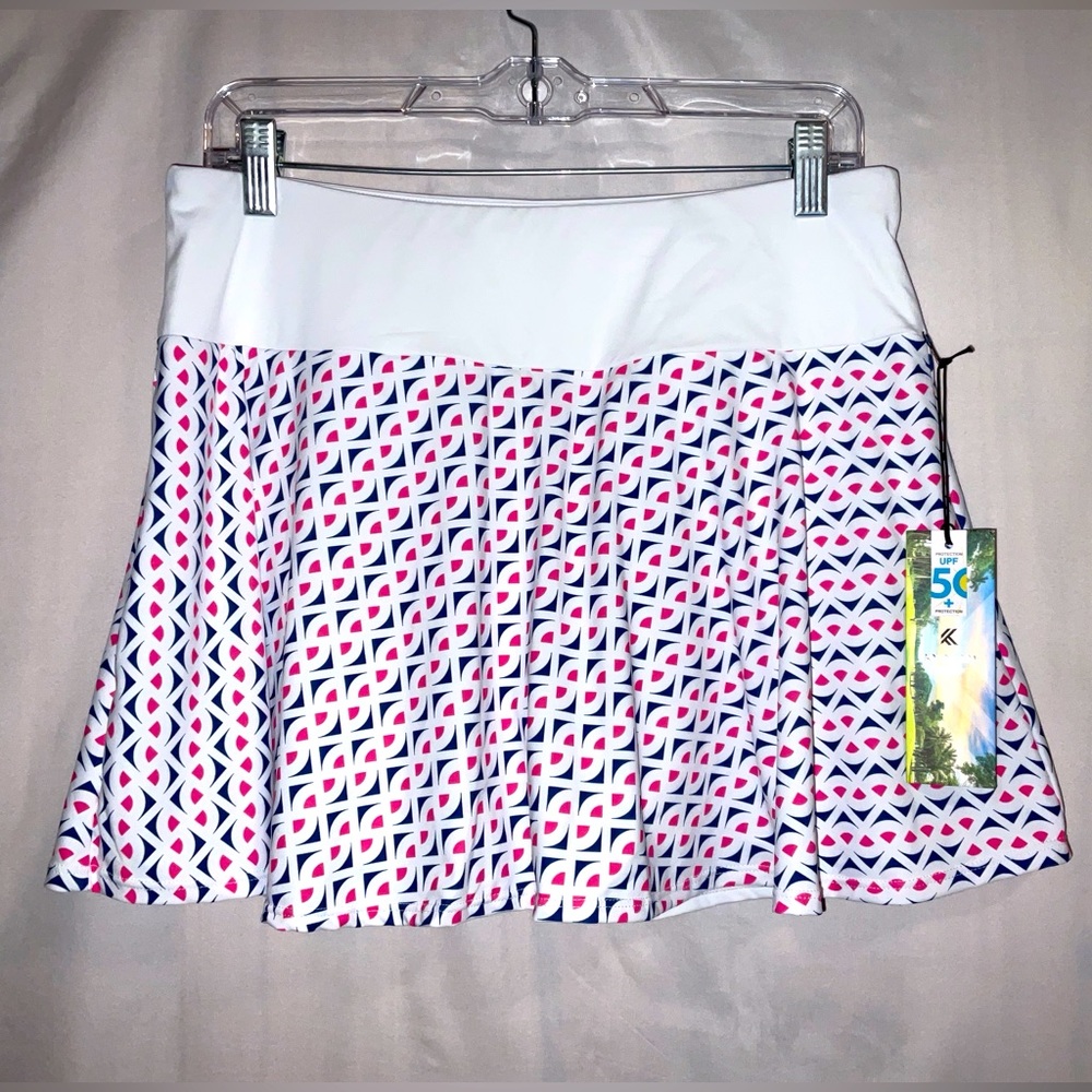 NWT Women’s Kyodan Golf Skort Pink, Blue & White Geometic Pattern - Large